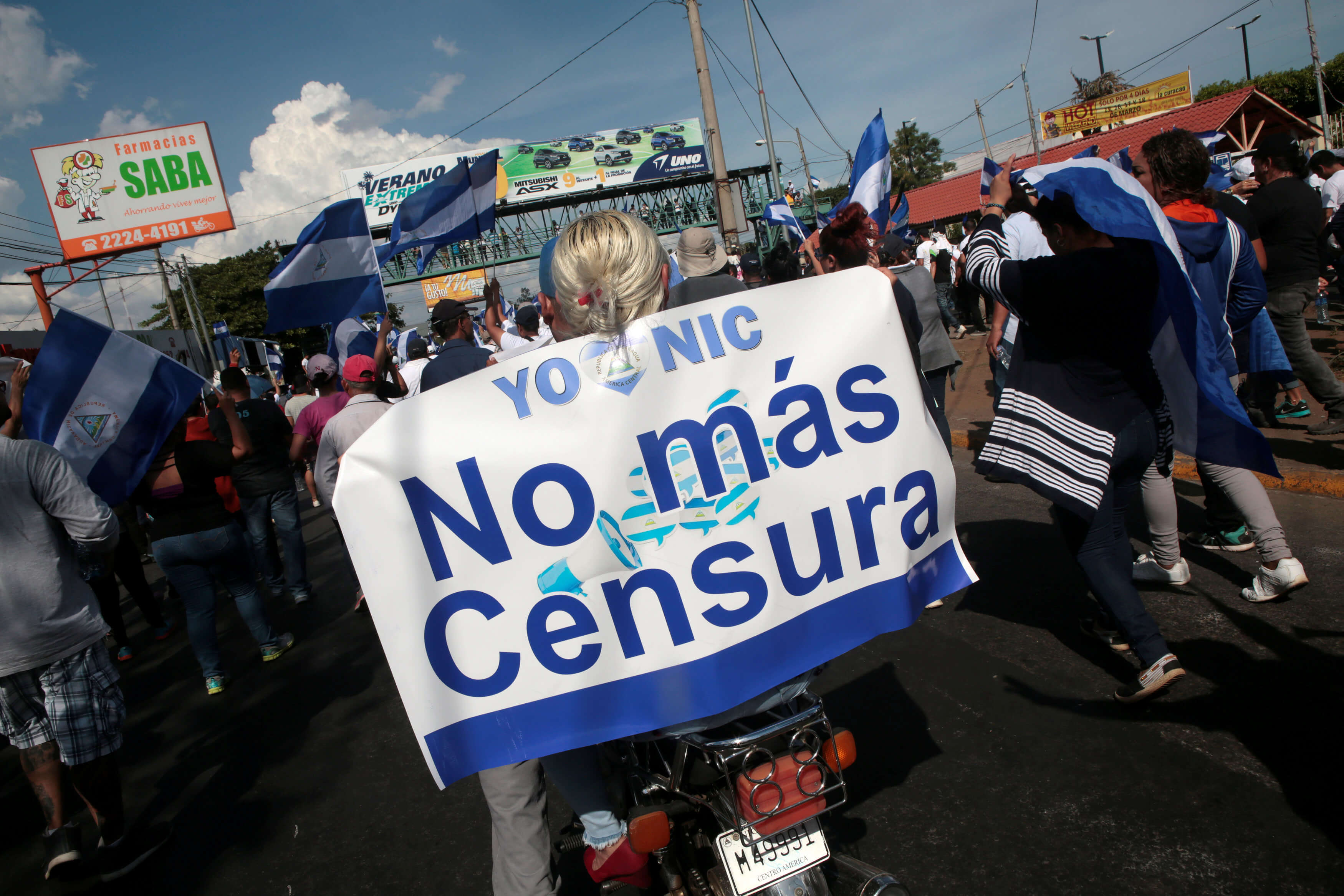 Casa Blanca condena represión y llama diálogo Nicaragua