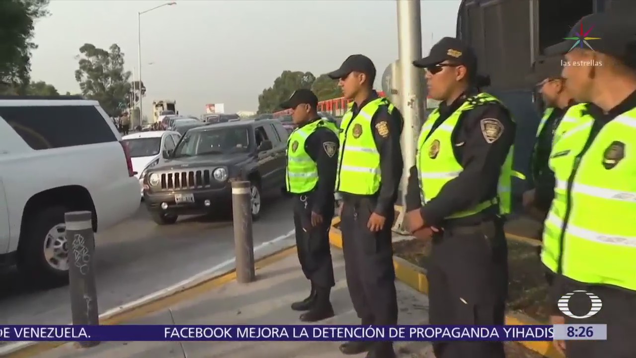 Concentración de taxistas en Churubusco y Tlalpan