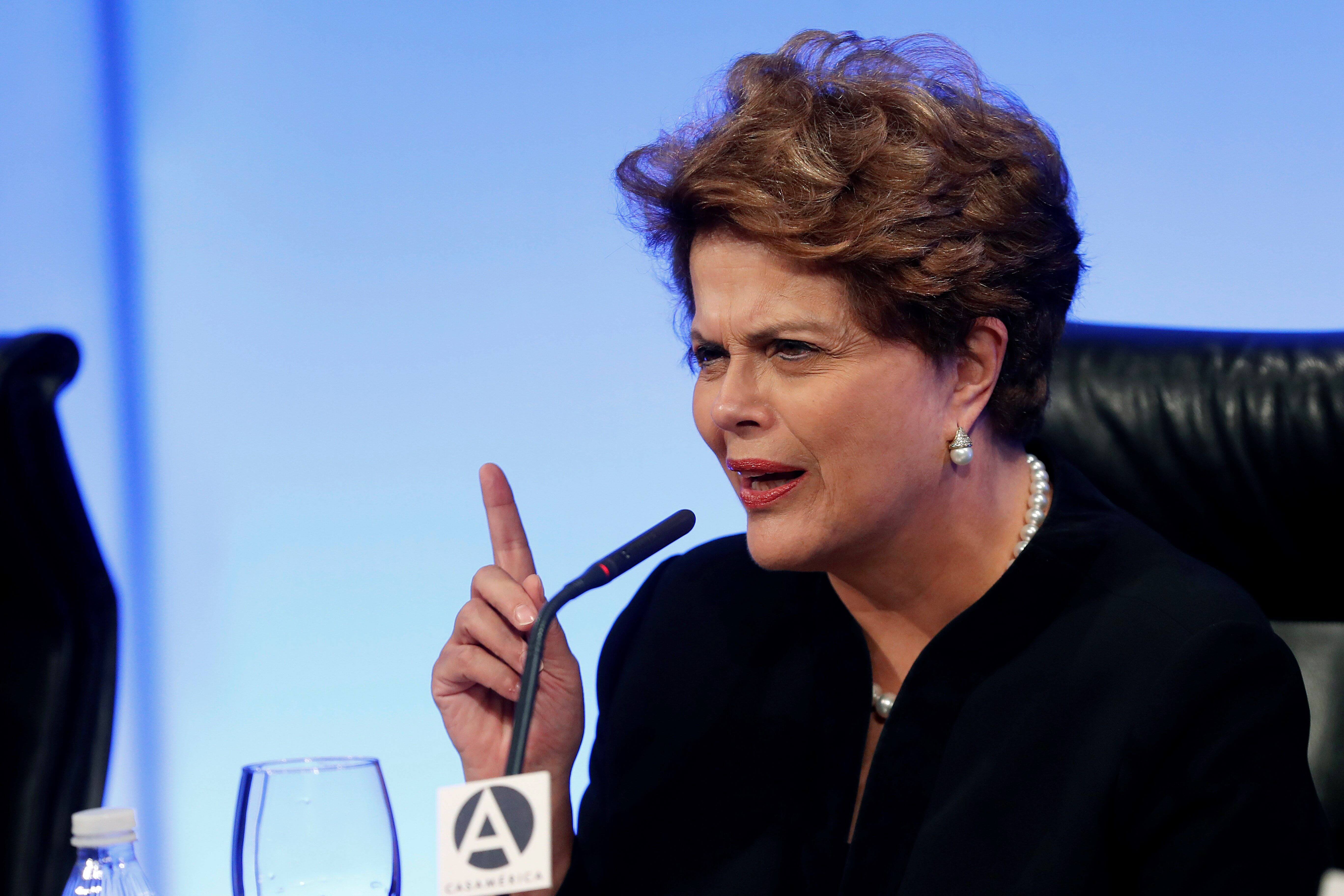 Rousseff: No retiraremos candidatura de Lula, lucharemos por ella