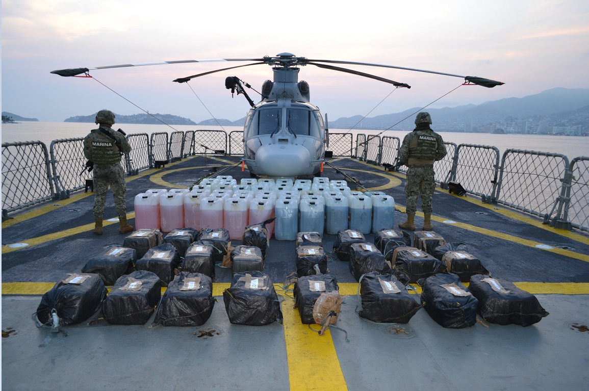 marina aseguran media tonelada de cocaina y combustible en acapulco