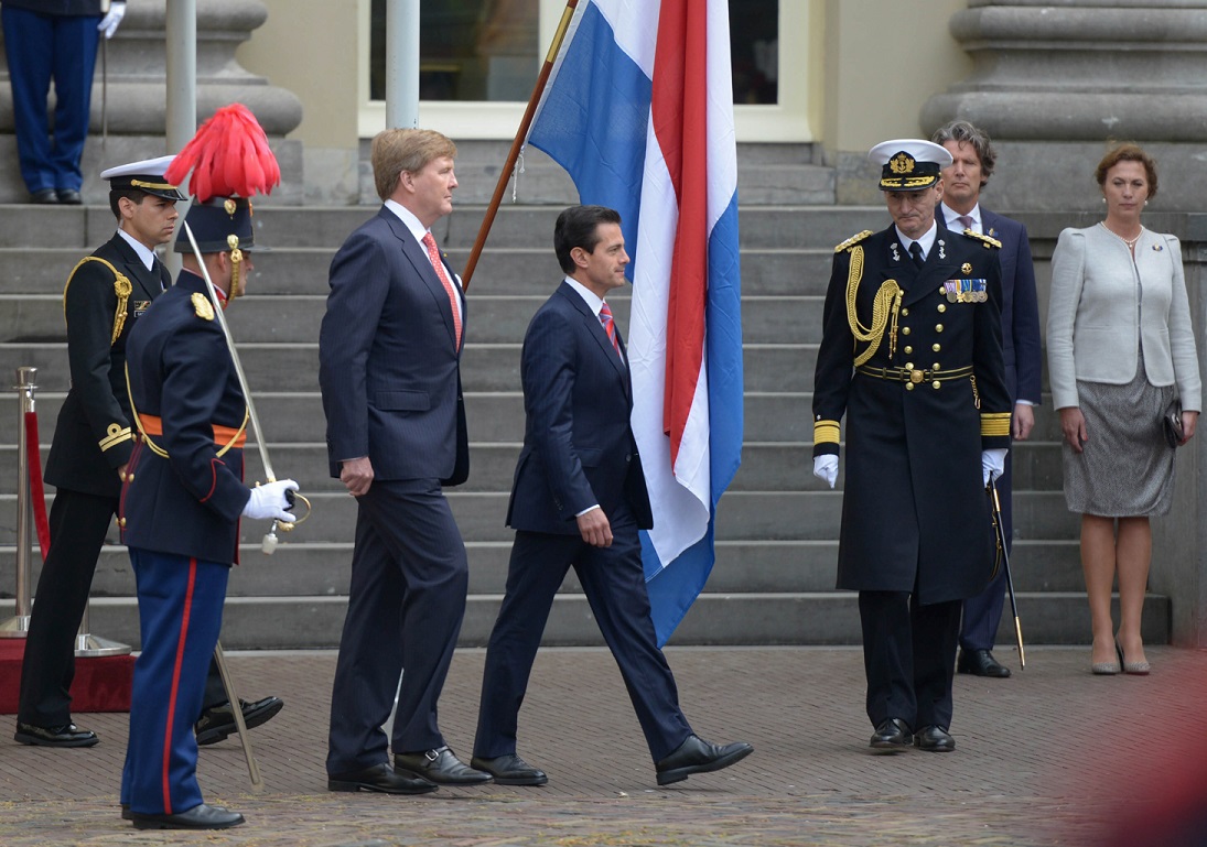 Peña Nieto concluye visita oficial a Países Bajos