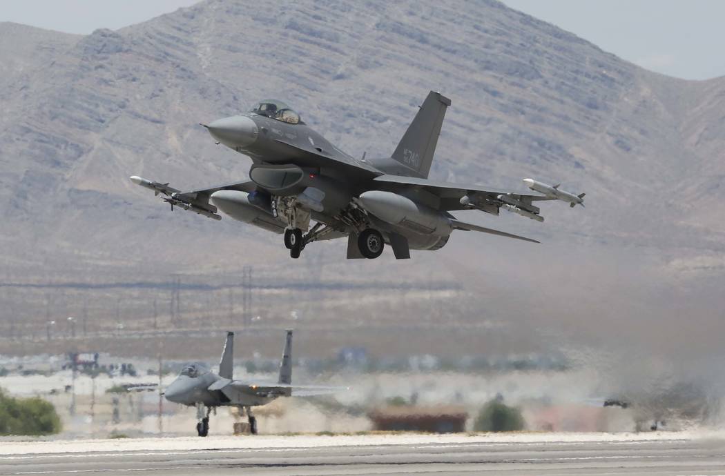 F-16 se estrella cerca Las Vegas