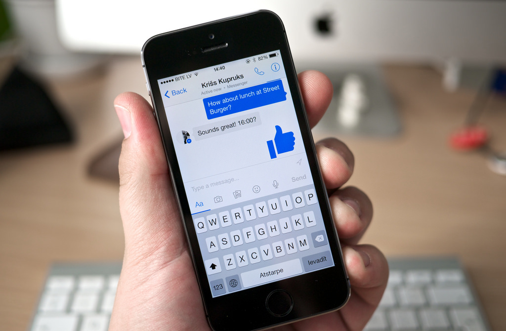facebook-confirma-que-su-app-messenger-revisa-tus-conversaciones