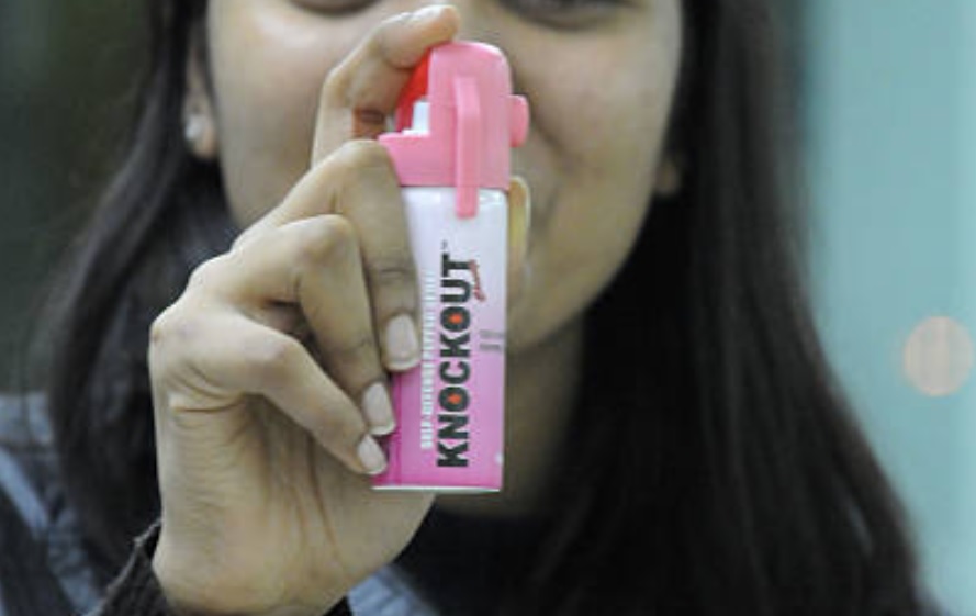 Morena propone que mujeres usen inmovilizadores y gas pimienta para defensa