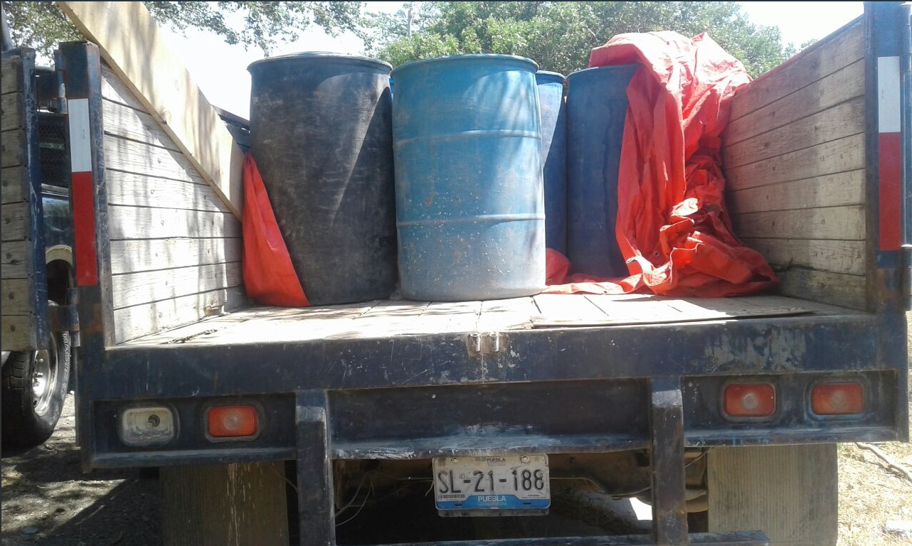 Aseguran en Oaxaca mil 750 litros de hidrocarburo robado