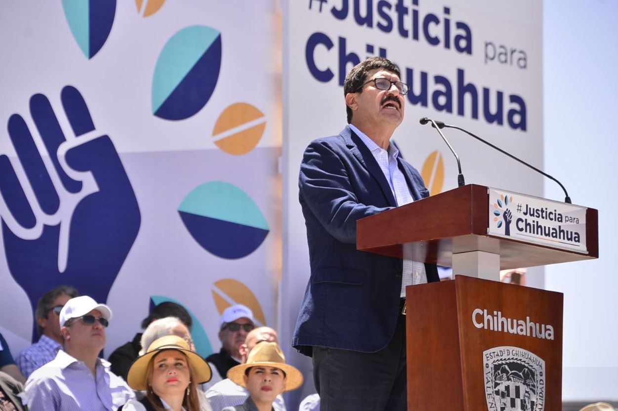 Javier Corral llama a resistencia pacífica contra la impunidad, en Chihuahua