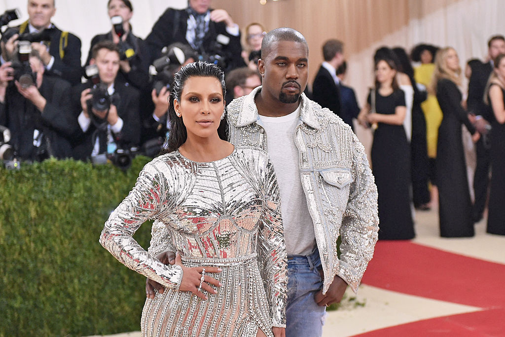 Kim Kardashian regaña a Kanye West por apoyar a Trump