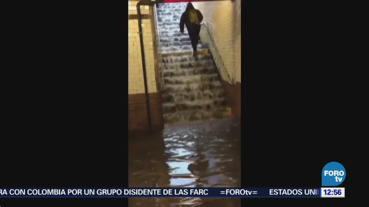 Lluvia provoca inundaciones en las instalaciones del metro de Nueva York