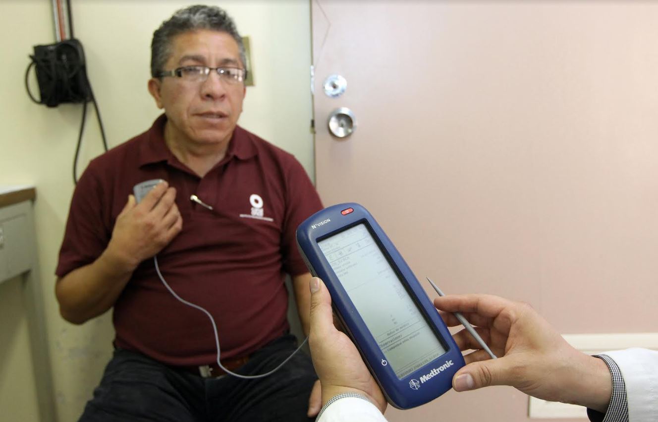 IMSS atiende a pacientes con Parkinson con tecnología de estimulación cerebral