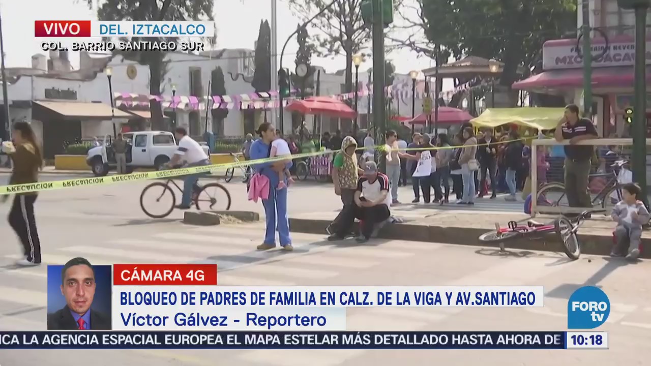 Padres de familia bloquean calzada de La Viga, CDMX