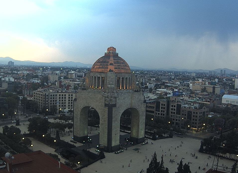 Pronostican tarde con lluvias y caída de granizo en la Ciudad de México