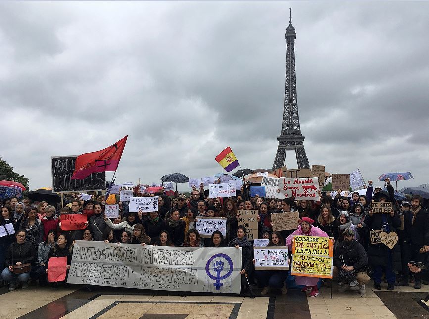 Cientos de personas se manifiestan en París contra la sentencia de "La Manada"