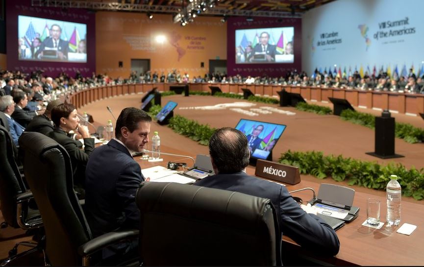 Peña Nieto condena el uso de armas químicas en Siria