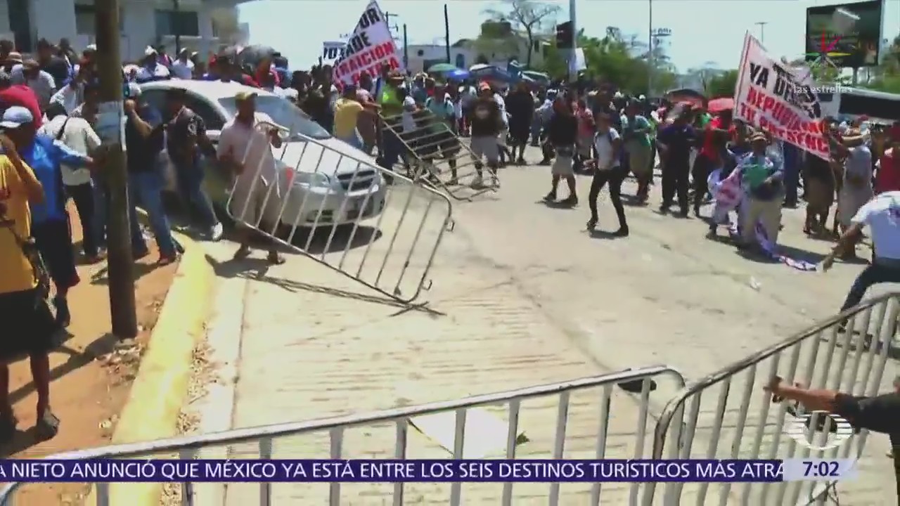 Se enfrentan simpatizantes de Meade con integrantes de la CNTE en Oaxaca