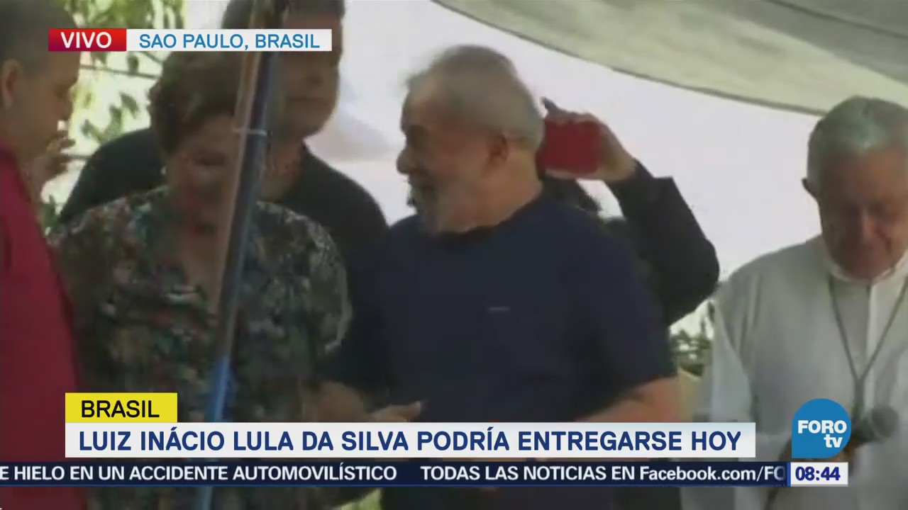 Simpatizantes Lula Expresan Apoyo Expresidente Brasileño