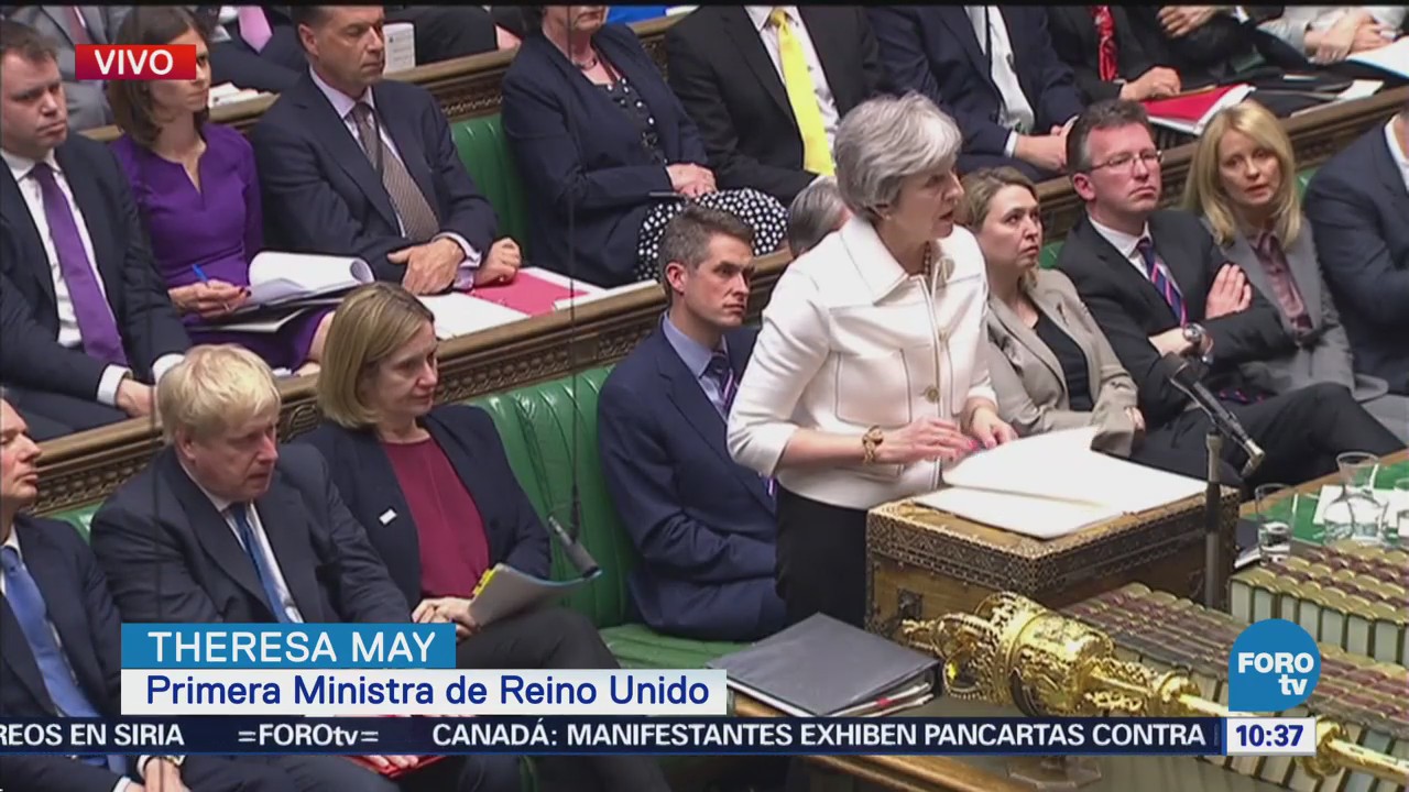 Theresa May comparece ante el Parlamento por el bombardeo en Siria