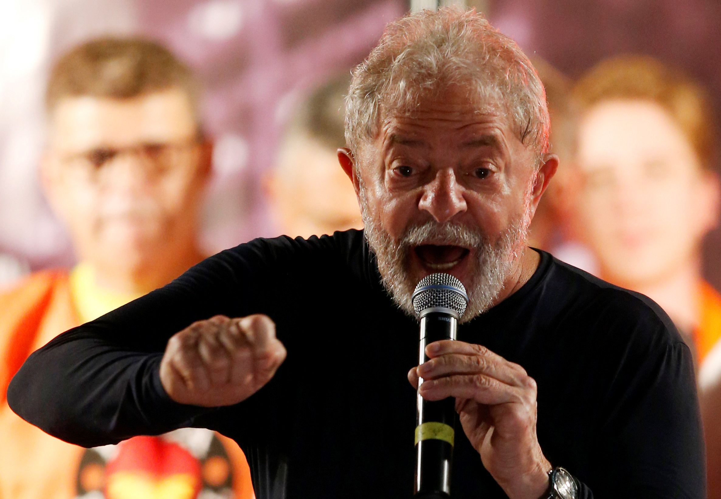 Tribunal brasileño autoriza detener expresidente Lula da Silva