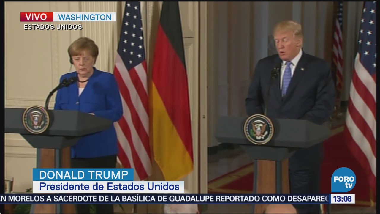 Trump habla con Merkel sobre erradicar al Estado Islámico Irak y Siria