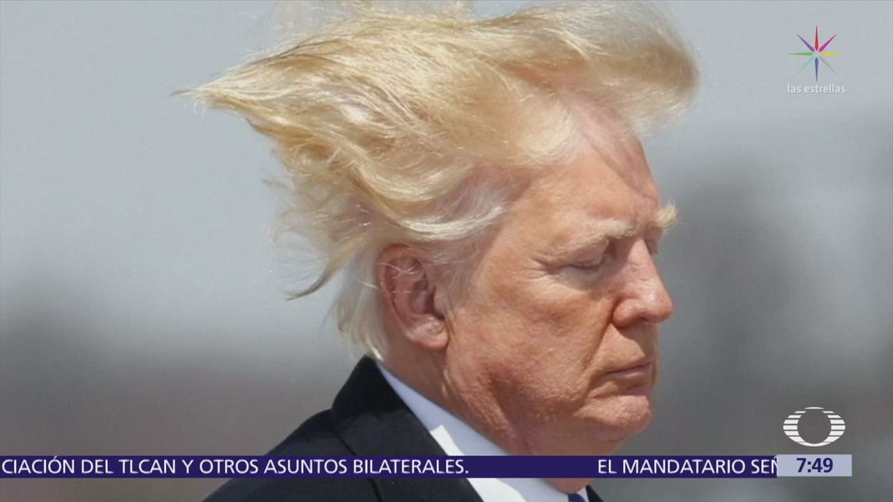 Trump vuelve a quedar despeinado por viento intenso