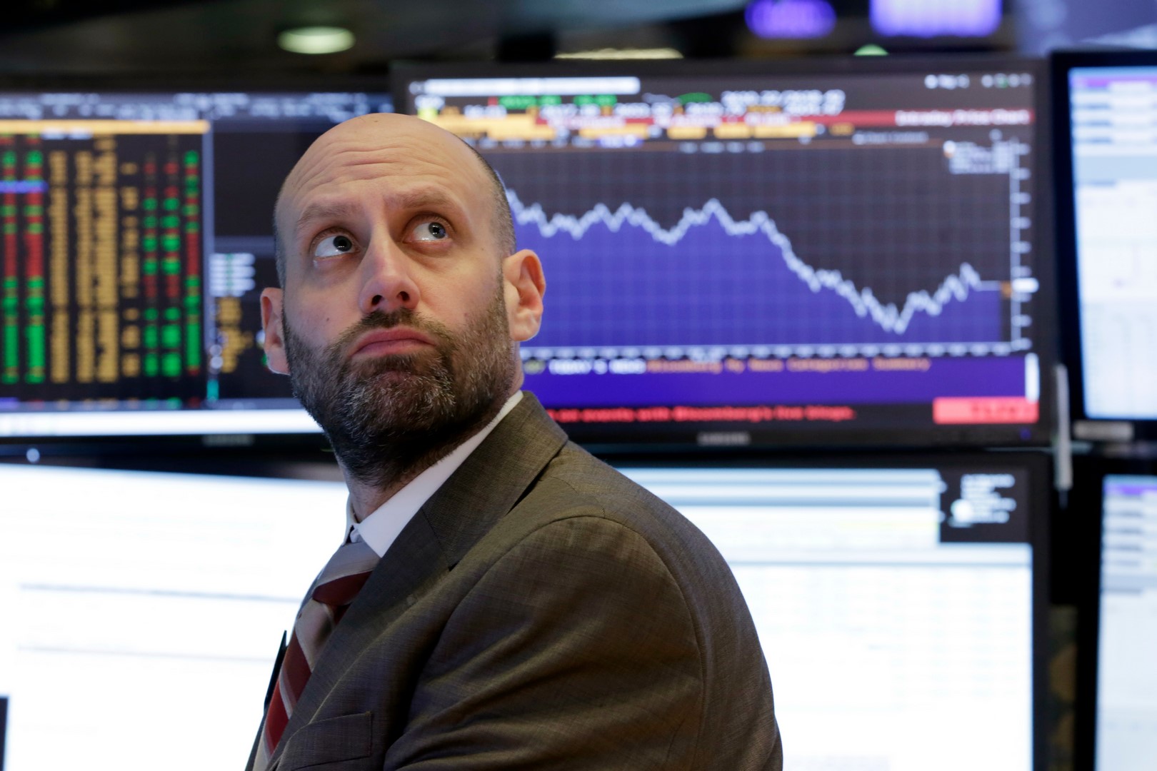 Wall Street abre a la baja y el Dow Jones pierde
