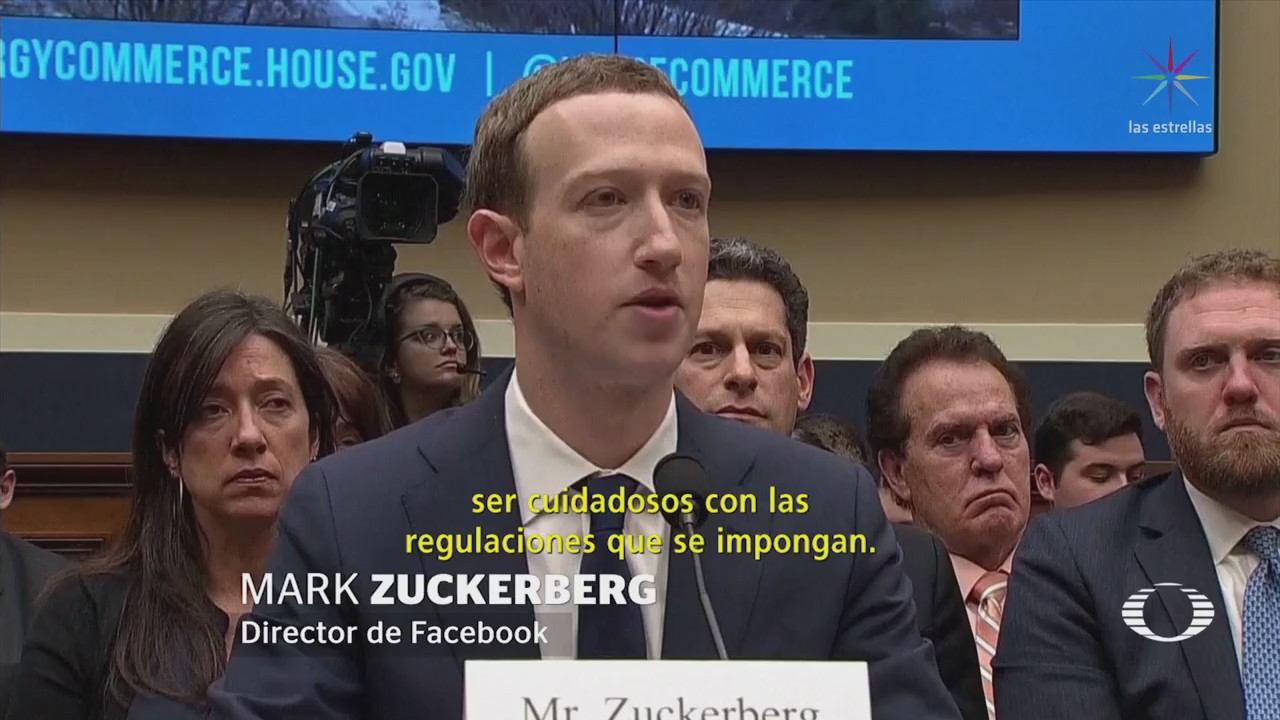 Mark Zuckerberg Fundador Facebook Regulación Redes Sociales
