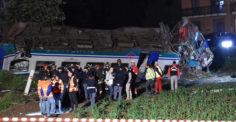Accidente de tren en Italia deja dos muertos y 20 heridos