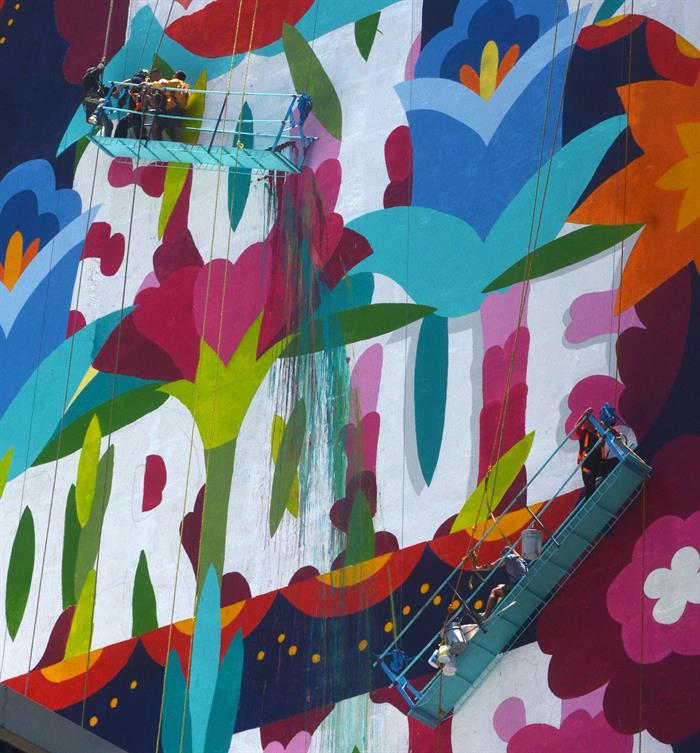 Suspenden mural 'Soy Porque Somos' por falta de permiso