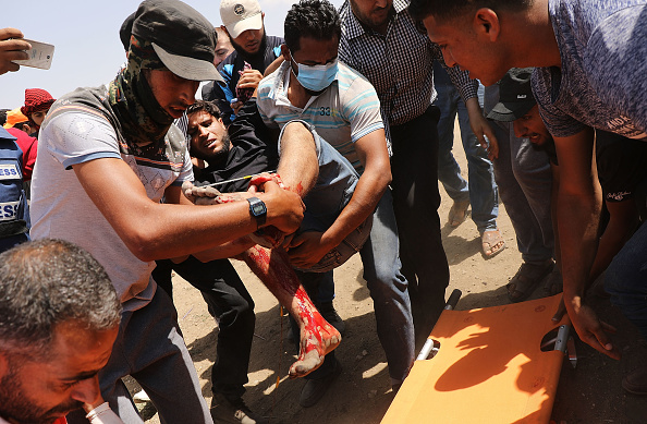 Un Palestino muerto por disparos del Ejército israelí en protestas en Gaza
