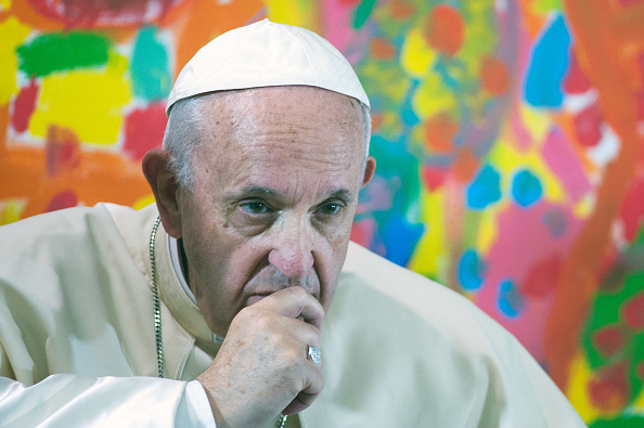 Papa se reunirá con obispos chilenos por casos de abusos