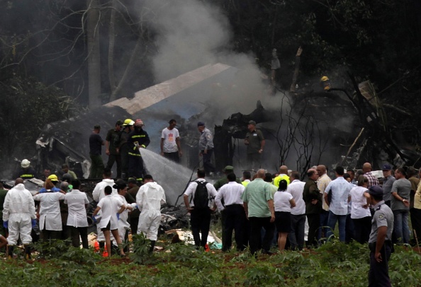 Llegan restos de mexicanos fallecidos en avionazo en Cuba