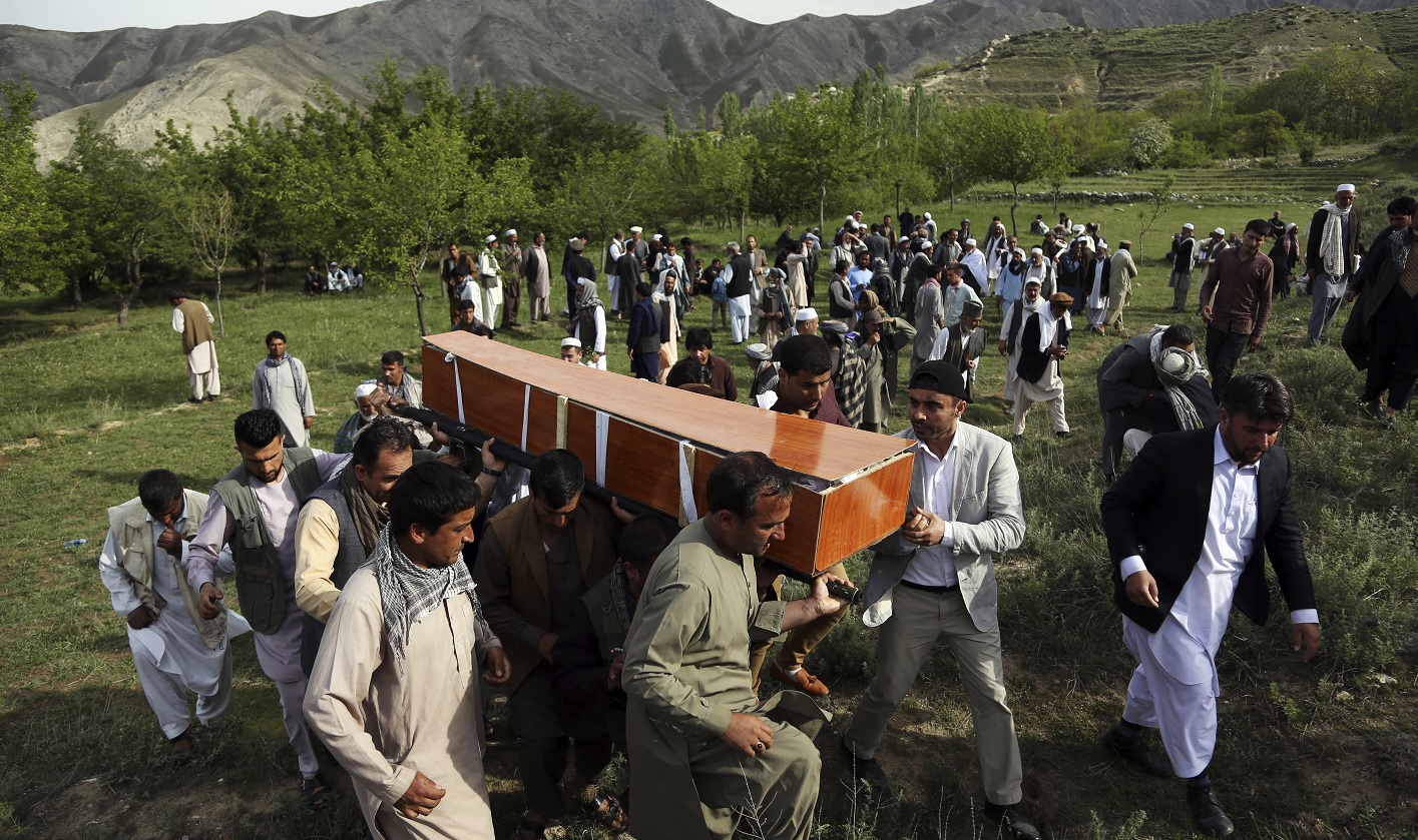 Asciende a 40 la cifra de muertos tras tres atentados en Afganistán