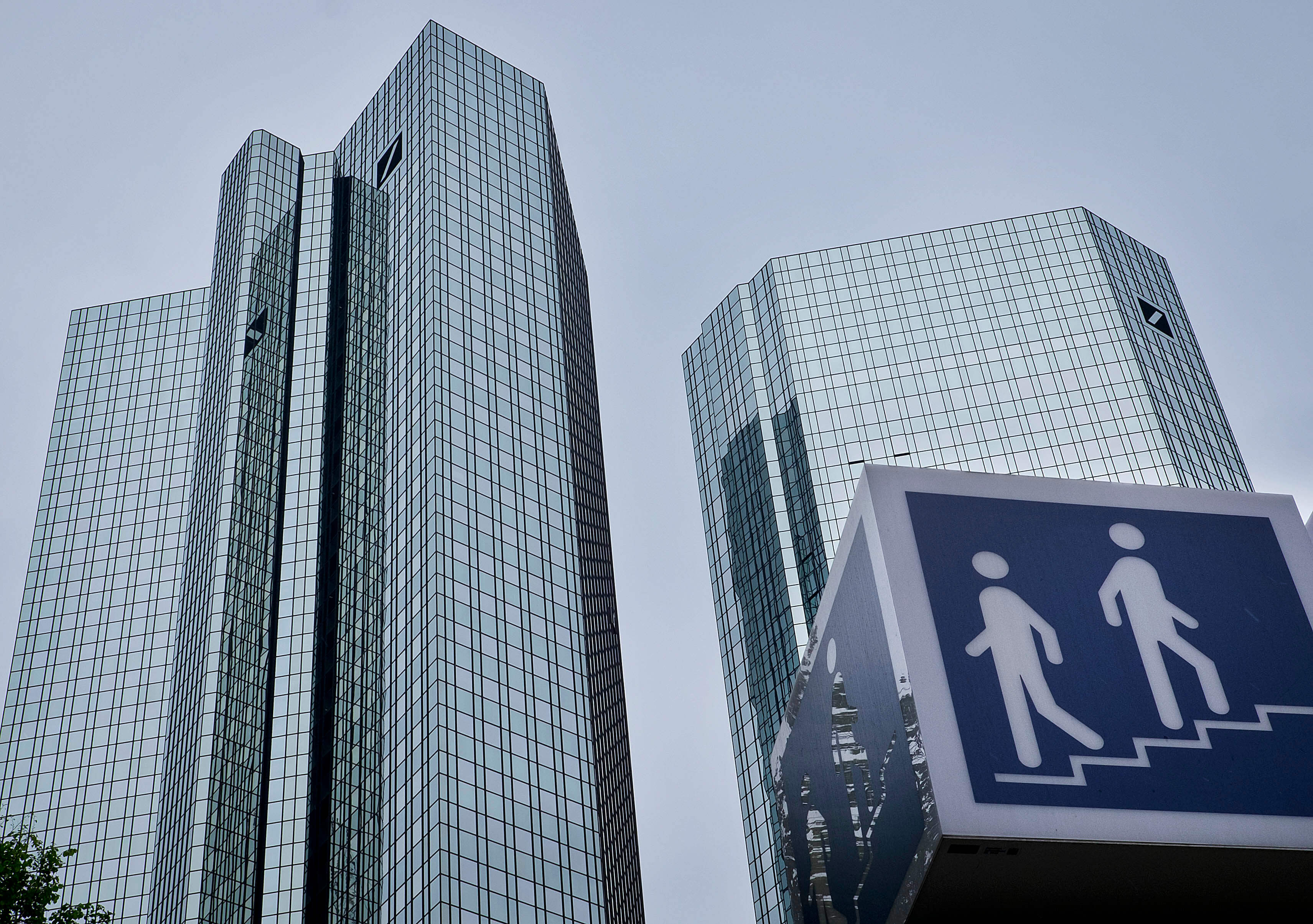 Deutsche Bank anuncia recorte de más de 7 mil empleados