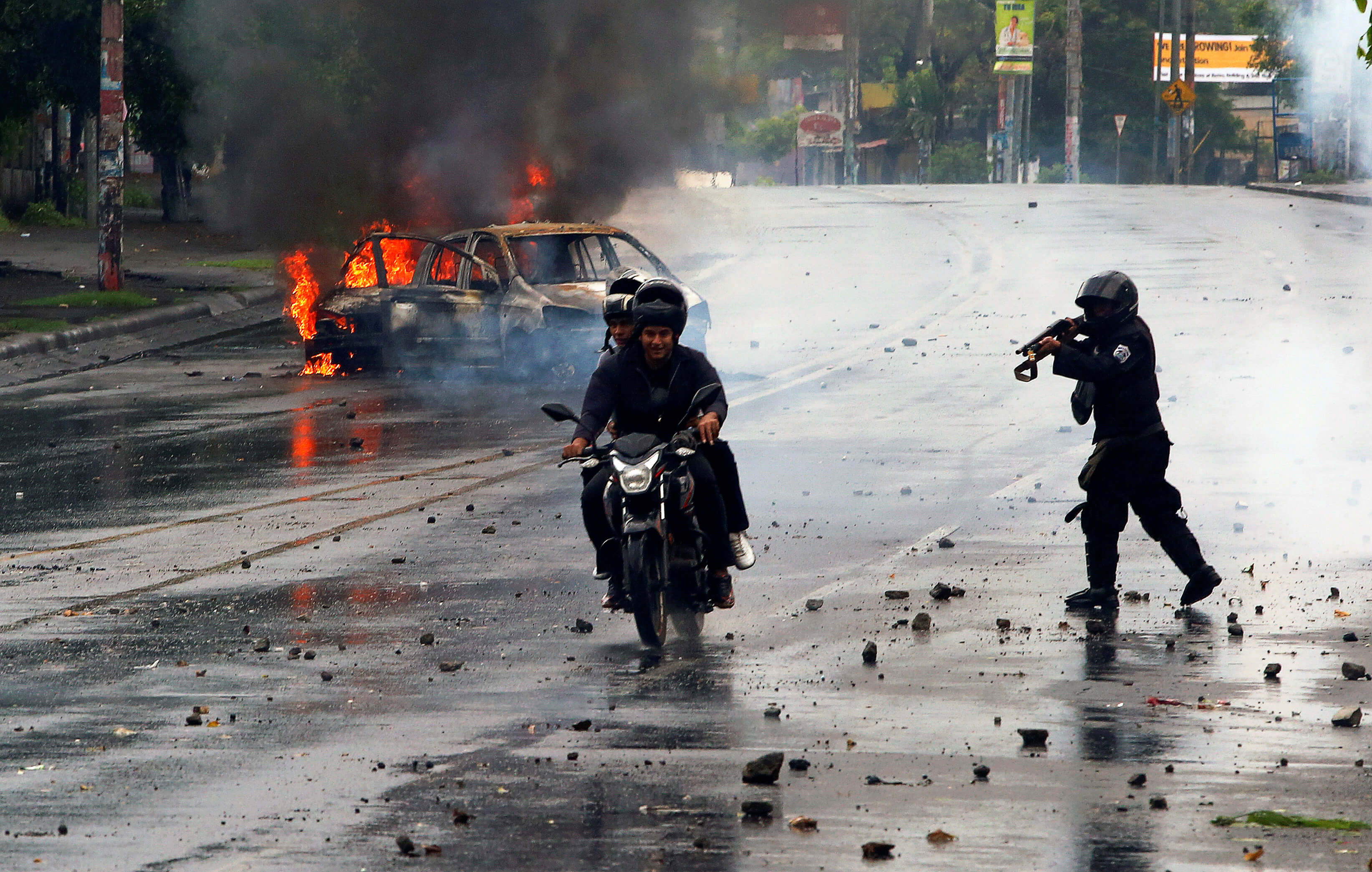 Atacan radio y televisión Nicaragua marcha opositora
