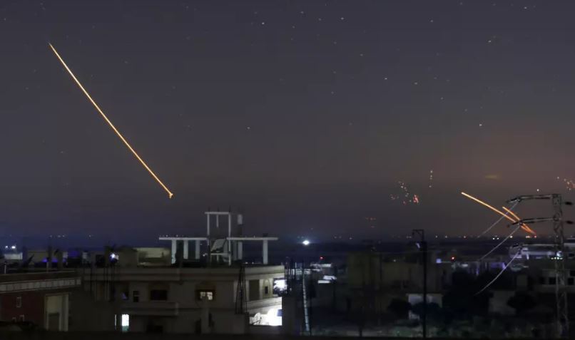 Aviones israelíes atacan aeropuerto militar en Siria