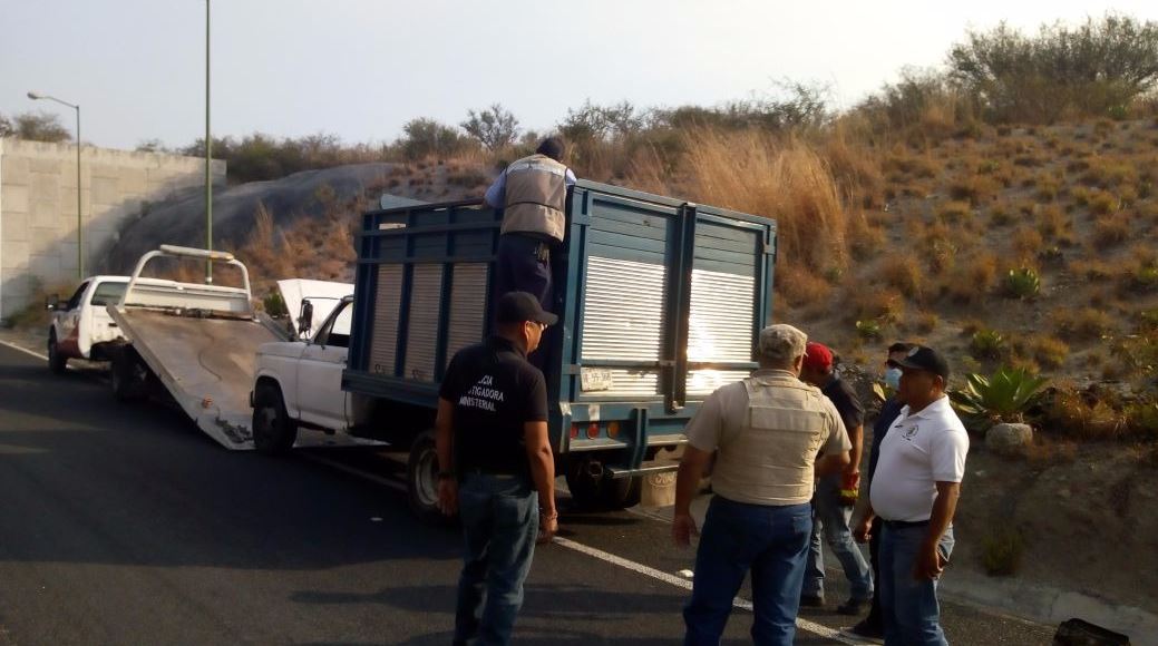 Fiscalía de Guerrero investiga hallazgo de 9 cuerpos en camioneta