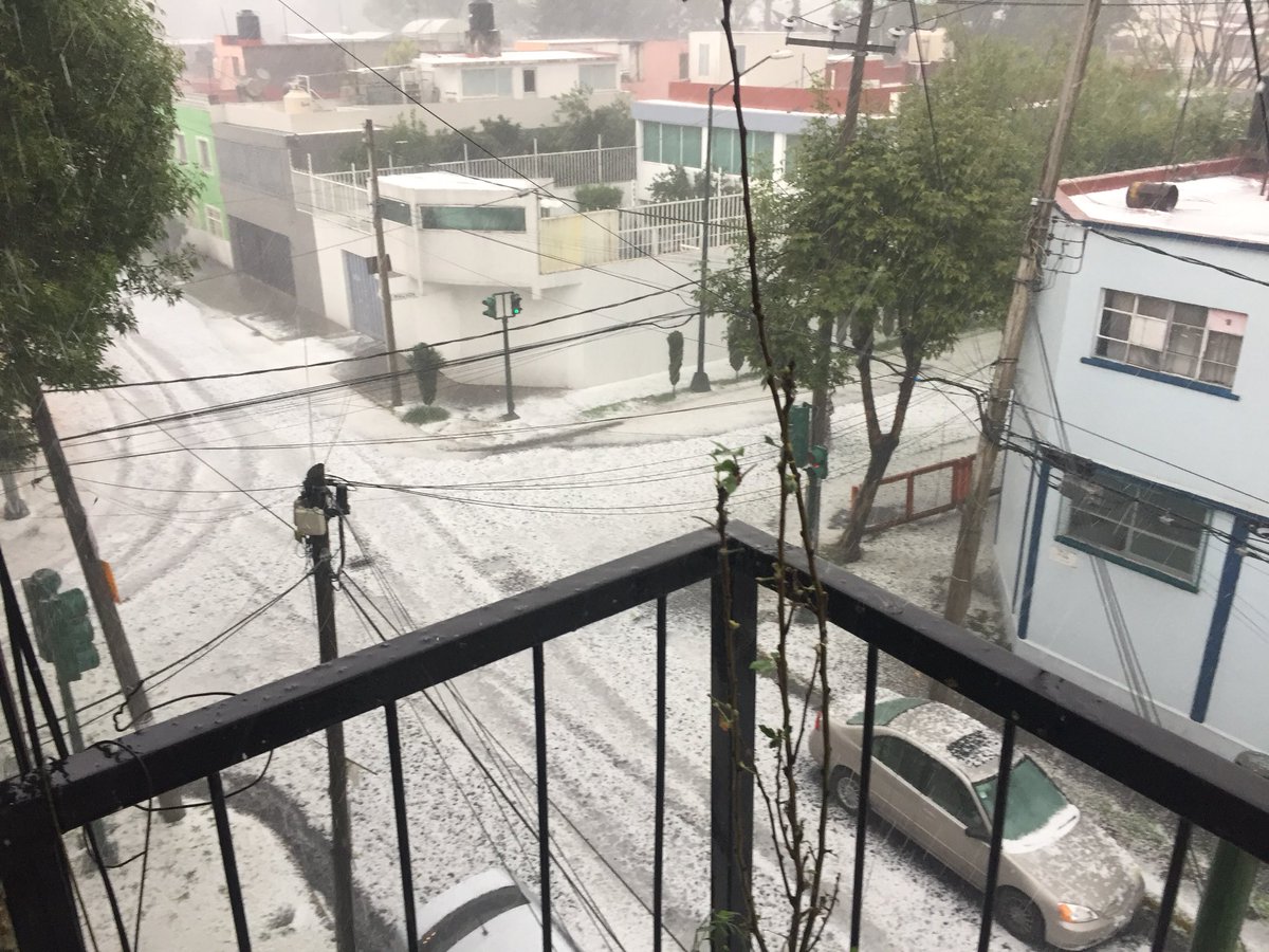 Se registra fuerte granizada en varios puntos de la Ciudad de México