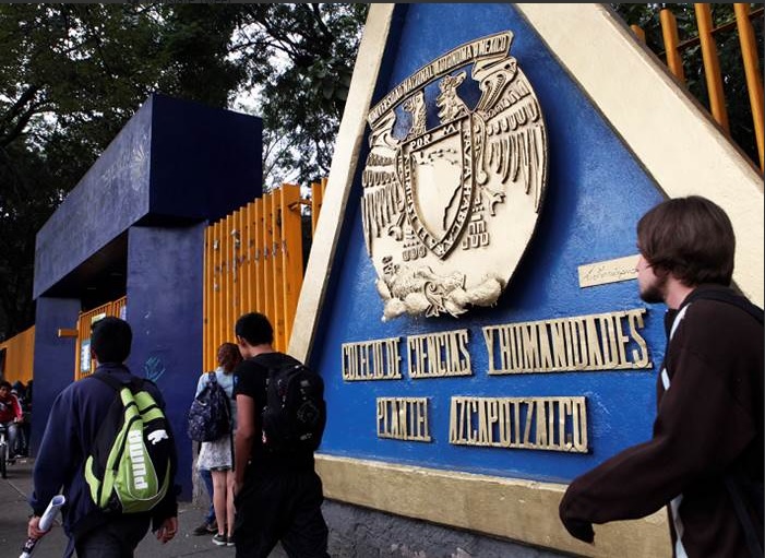 Frustran robo de documentos dentro del CCH Azcapotzalco; hay dos detenidos