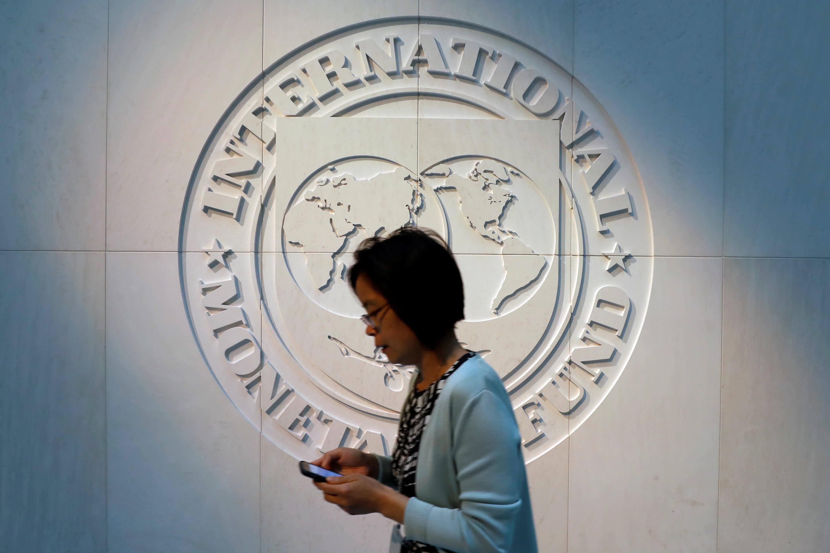 FMI apoyará Argentina enfrentar crisis financiera