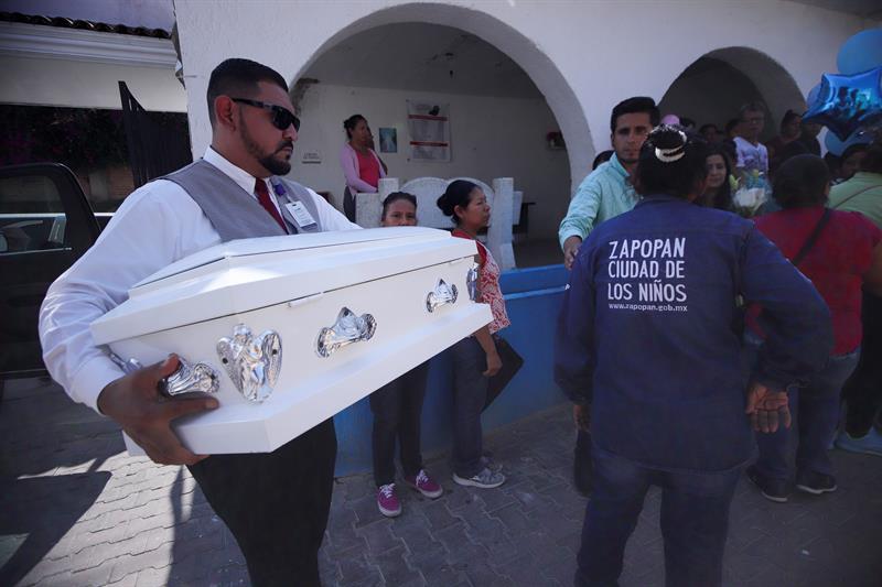 Delincuencia convierte el bautizo de Tadeo en su funeral