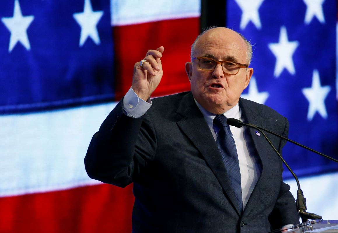 Mueller cerrará investigación sobre Trump antes de septiembre: Giuliani