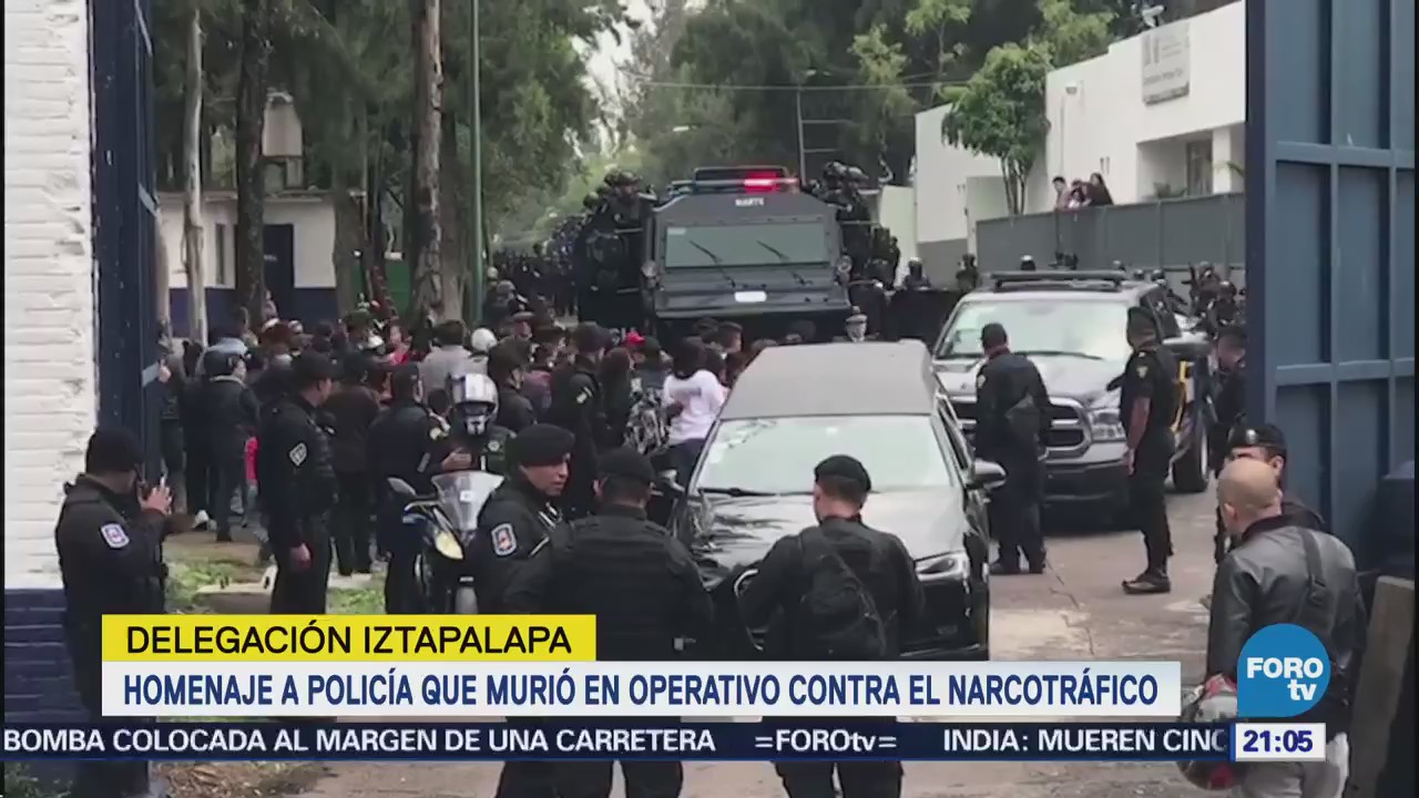 Homenaje a policía que murió en operativo contra el narcotráfico en Iztapalapa