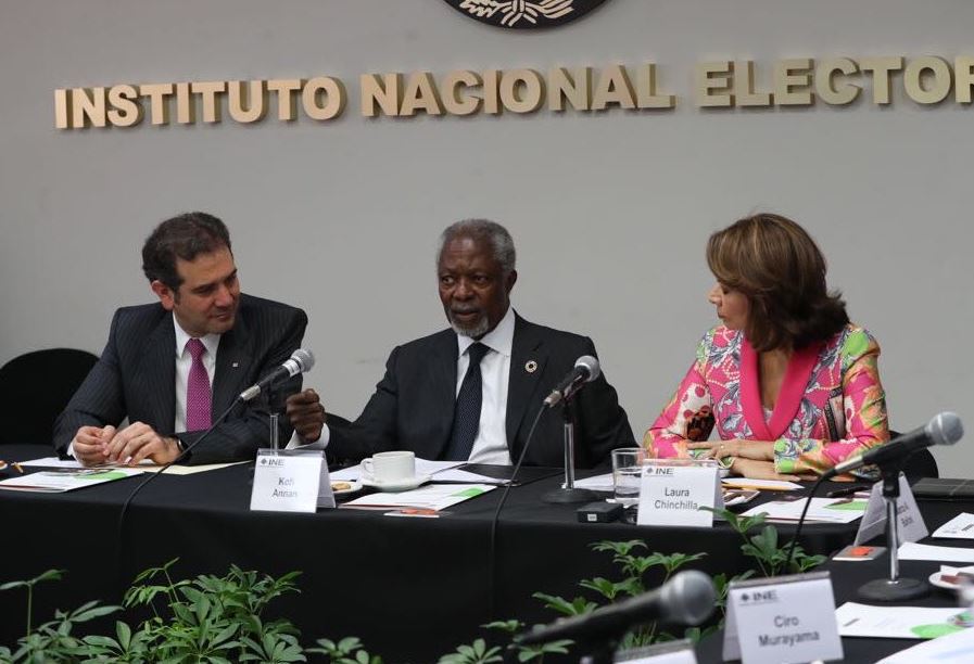 Violencia criminal, seria amenaza a democracia en México: Kofi Annan