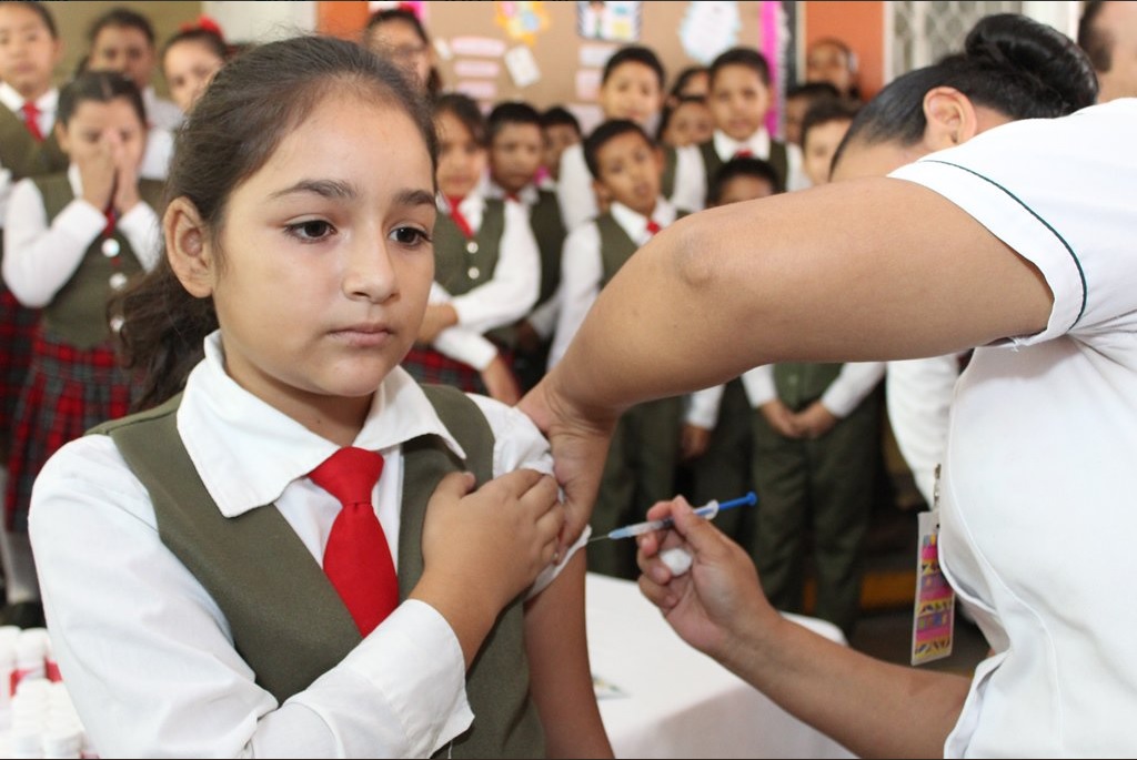 30% de las familias de Colima rechazan vacuna contra papiloma humano