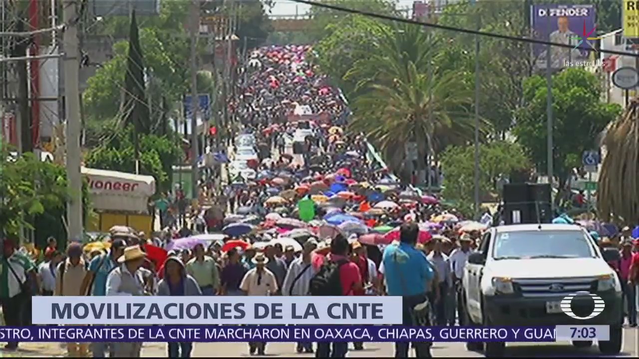 Integrantes de la CNTE marchan en Oaxaca, Chiapas, Guerrero y Guanajuato