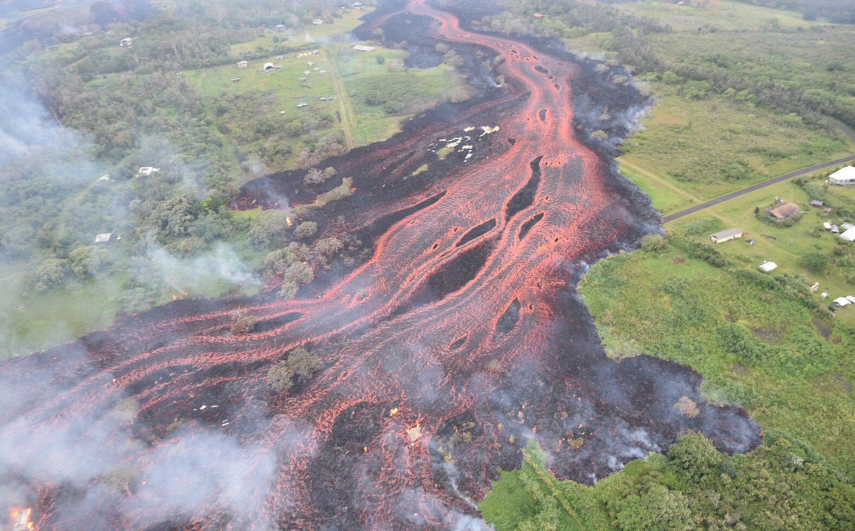 Erupción del volcán Kilauea causa enorme destrucción