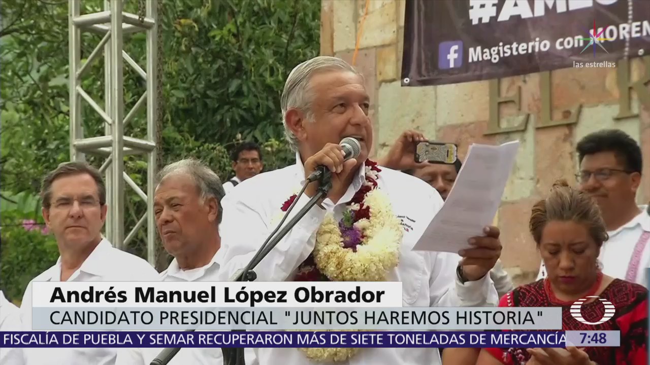López Obrador reitera en Oaxaca que planea cancelar la reforma educativa