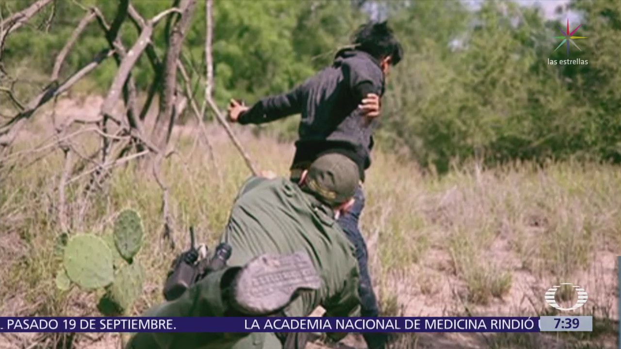Migrante detenido en Texas tras cruzar la frontera logra huir