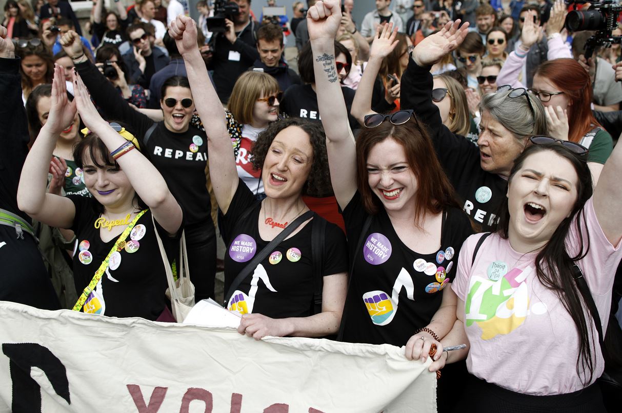 Gana el 'sí' para permitir aborto en Irlanda
