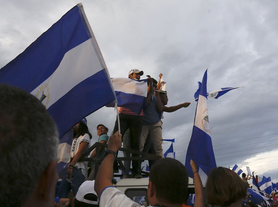 Violencia y lluvia ponen tono gris a Nicaragua