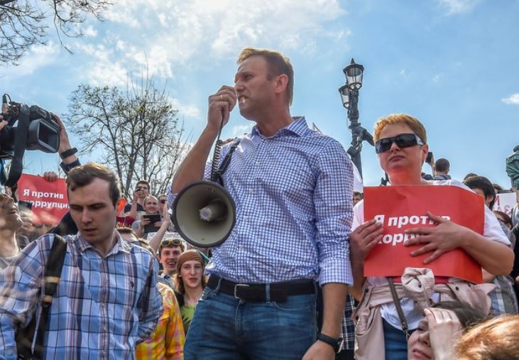 opositor ruso navalni es puesto libertad horas arresto